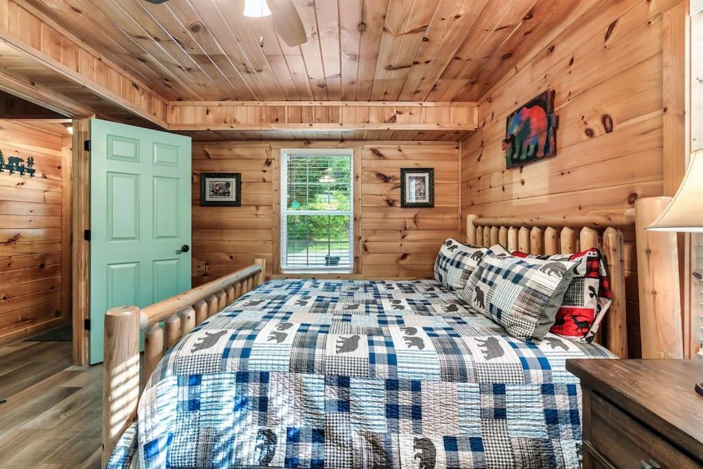 A Top Notch Lodge~ガトリンバーグ エクステリア 写真