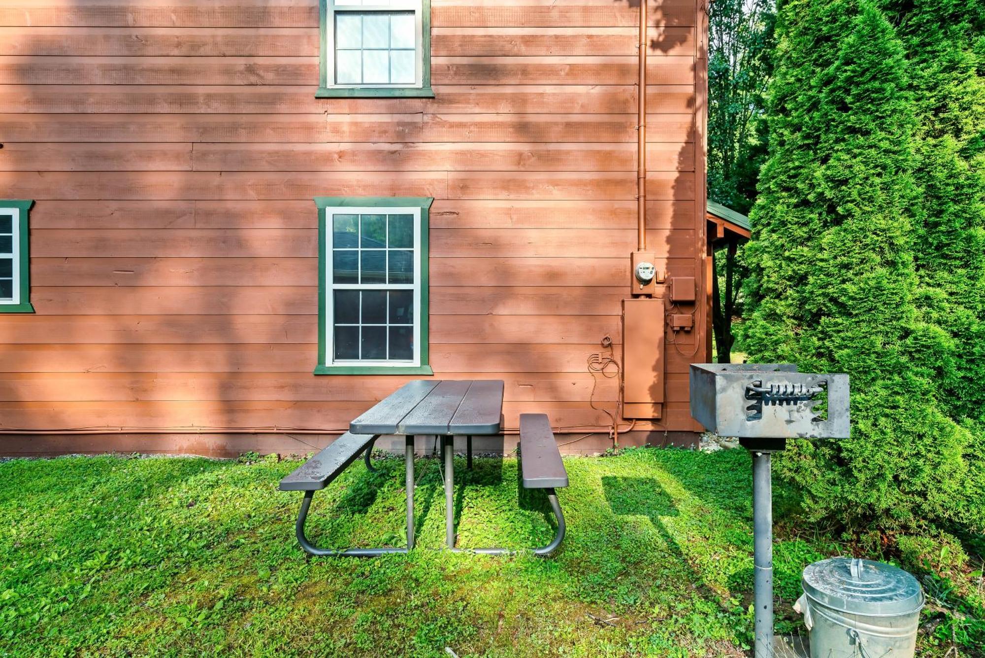 A Top Notch Lodge~ガトリンバーグ エクステリア 写真